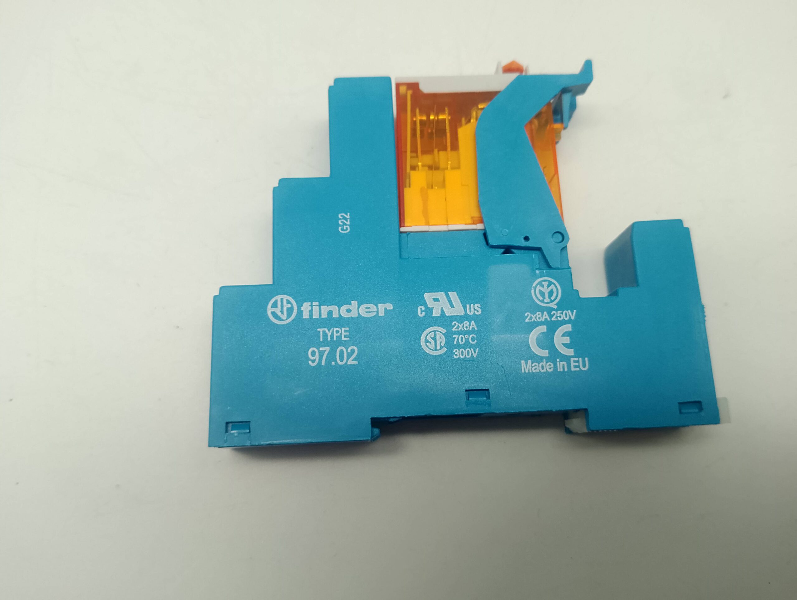 Finder 46.52.8.230.0040 Relais 230V AC 8A 250V Sockel 97.02 – Bild 3