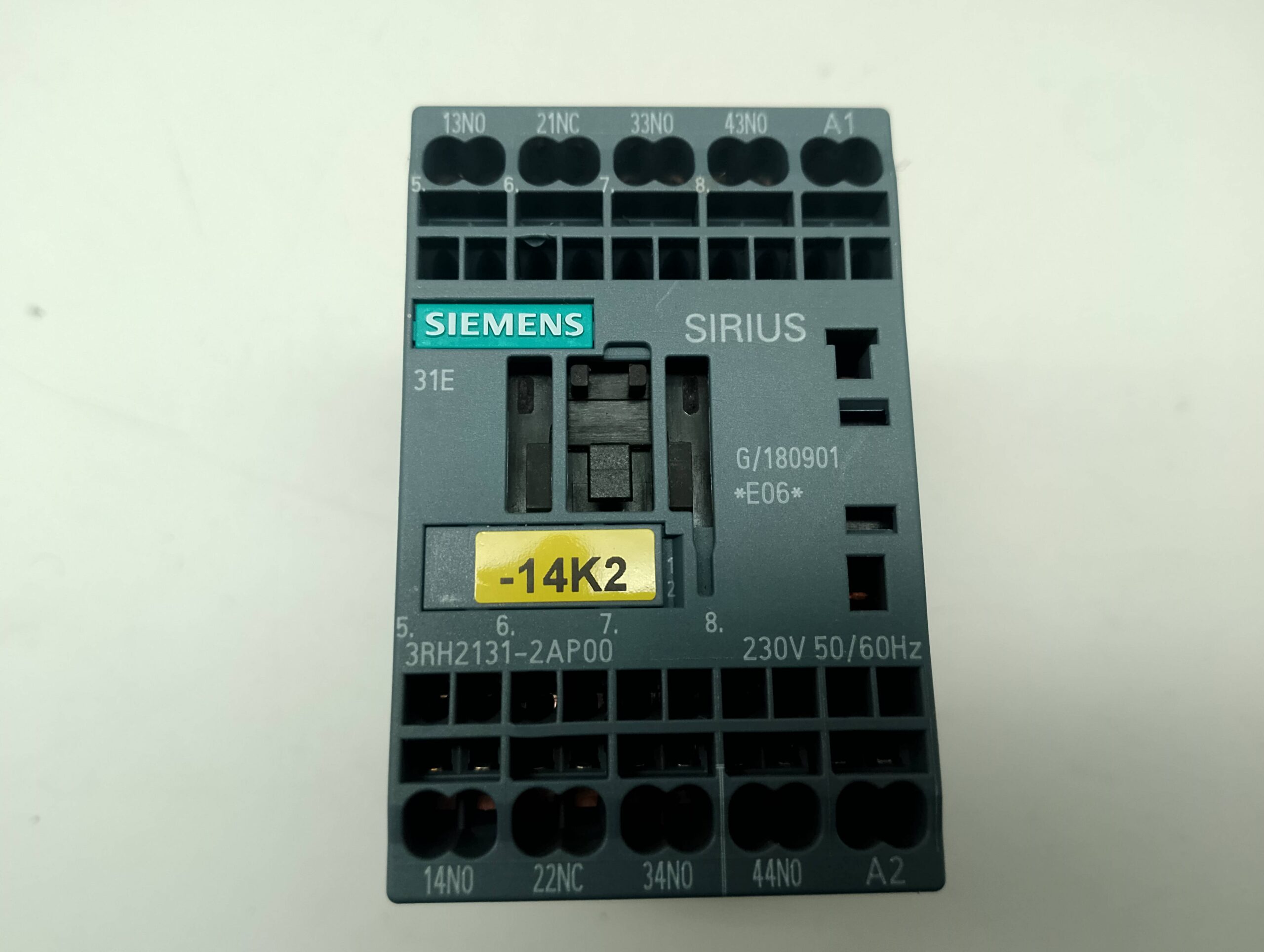 Siemens Sirius 3RH2131-2AP00 230V 50Hz/60Hz Schütz
