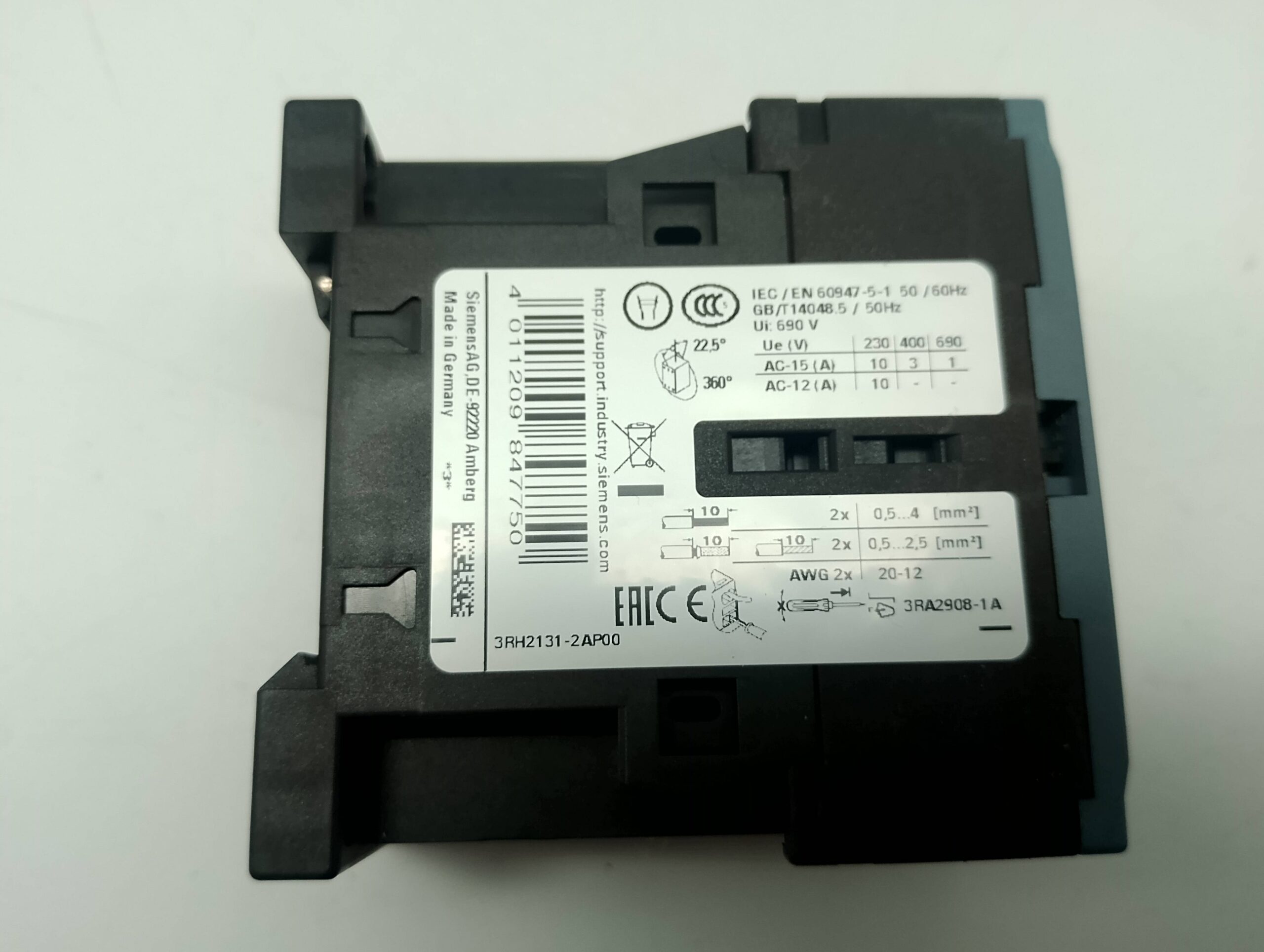 Siemens Sirius 3RH2131-2AP00 230V 50Hz/60Hz Schütz – Bild 2