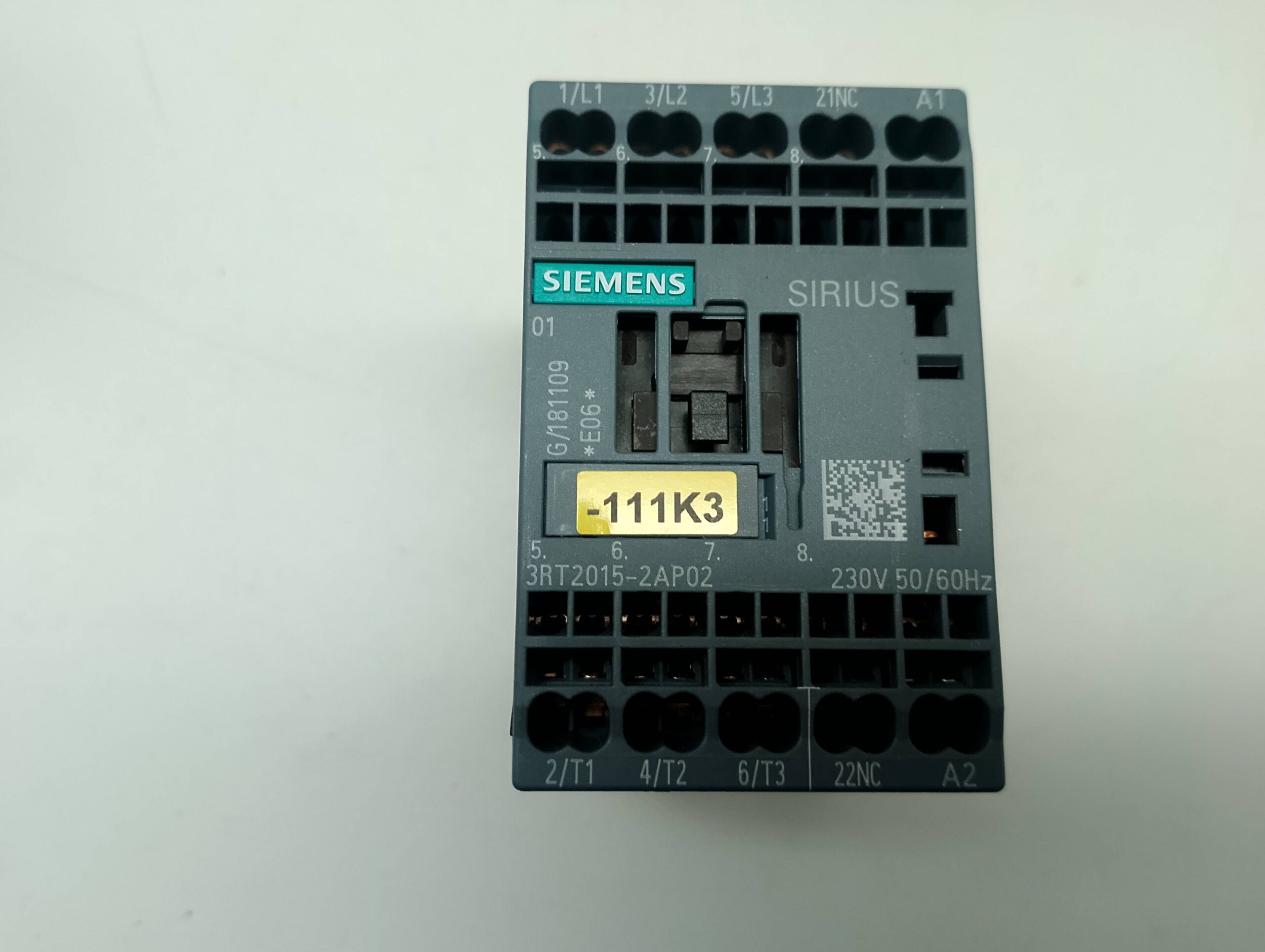 Siemens Sirius 3RT2015-2AP02 230V 50Hz/60Hz Schütz