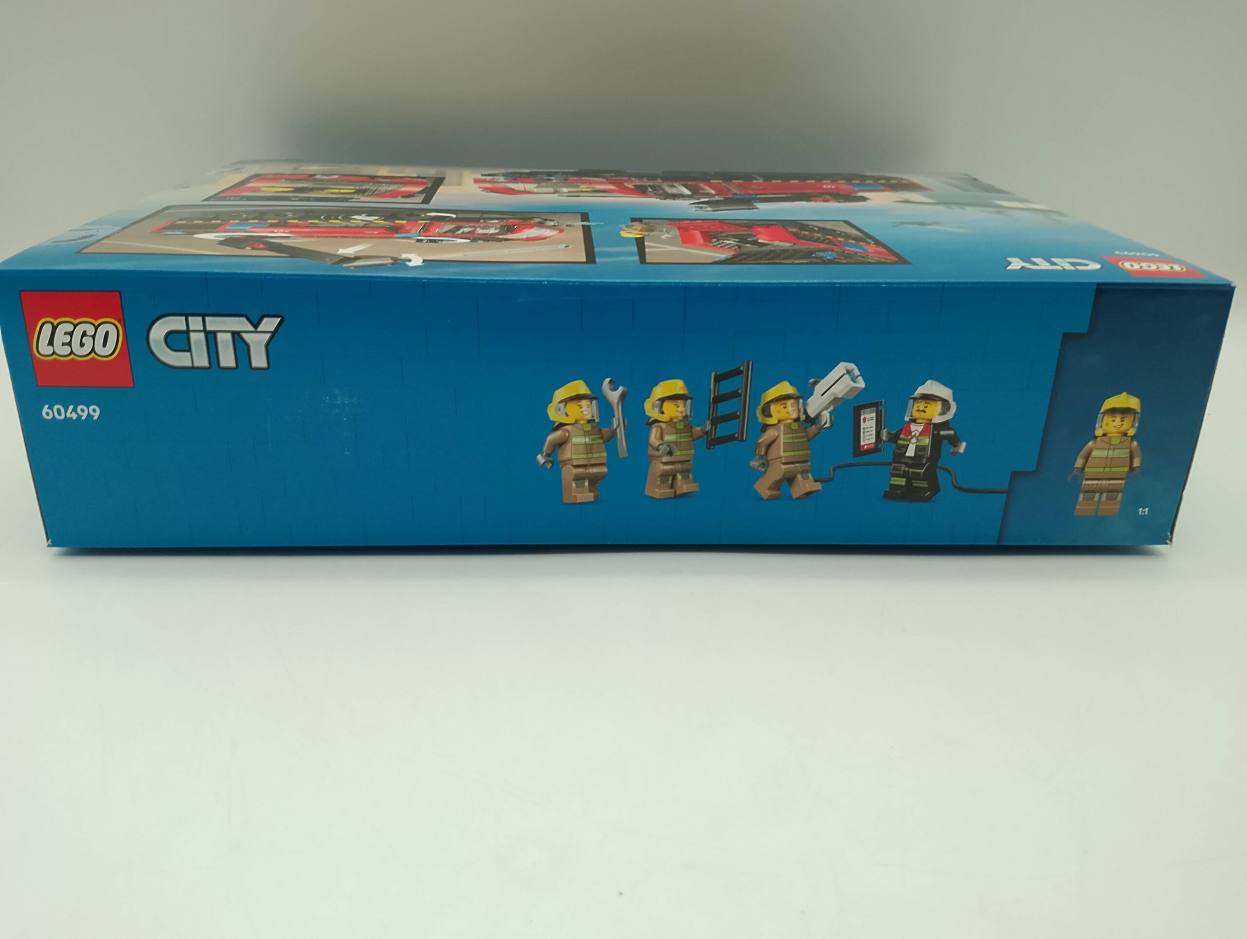 LEGO City 60499 Flughafenlöschfahrzeug 60499 – Bild 3
