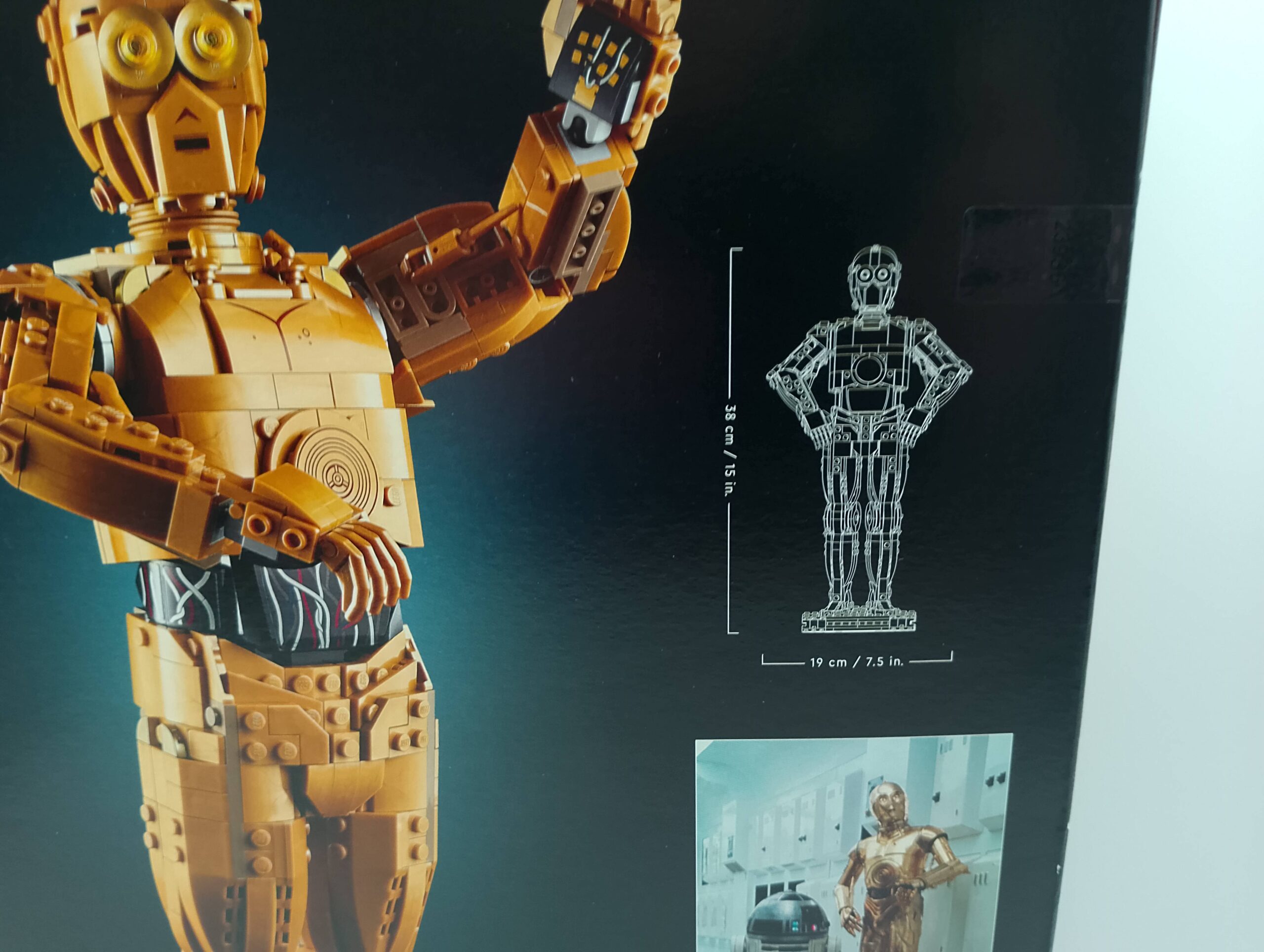LEGO Star Wars 75398 C-3PO – Bild 3