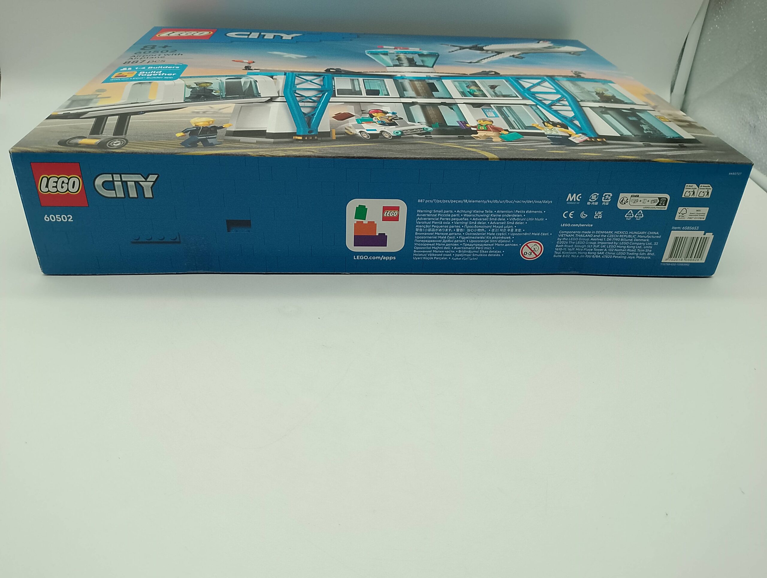 LEGO City 60502 Flughafen mit Flugzeug – Bild 6