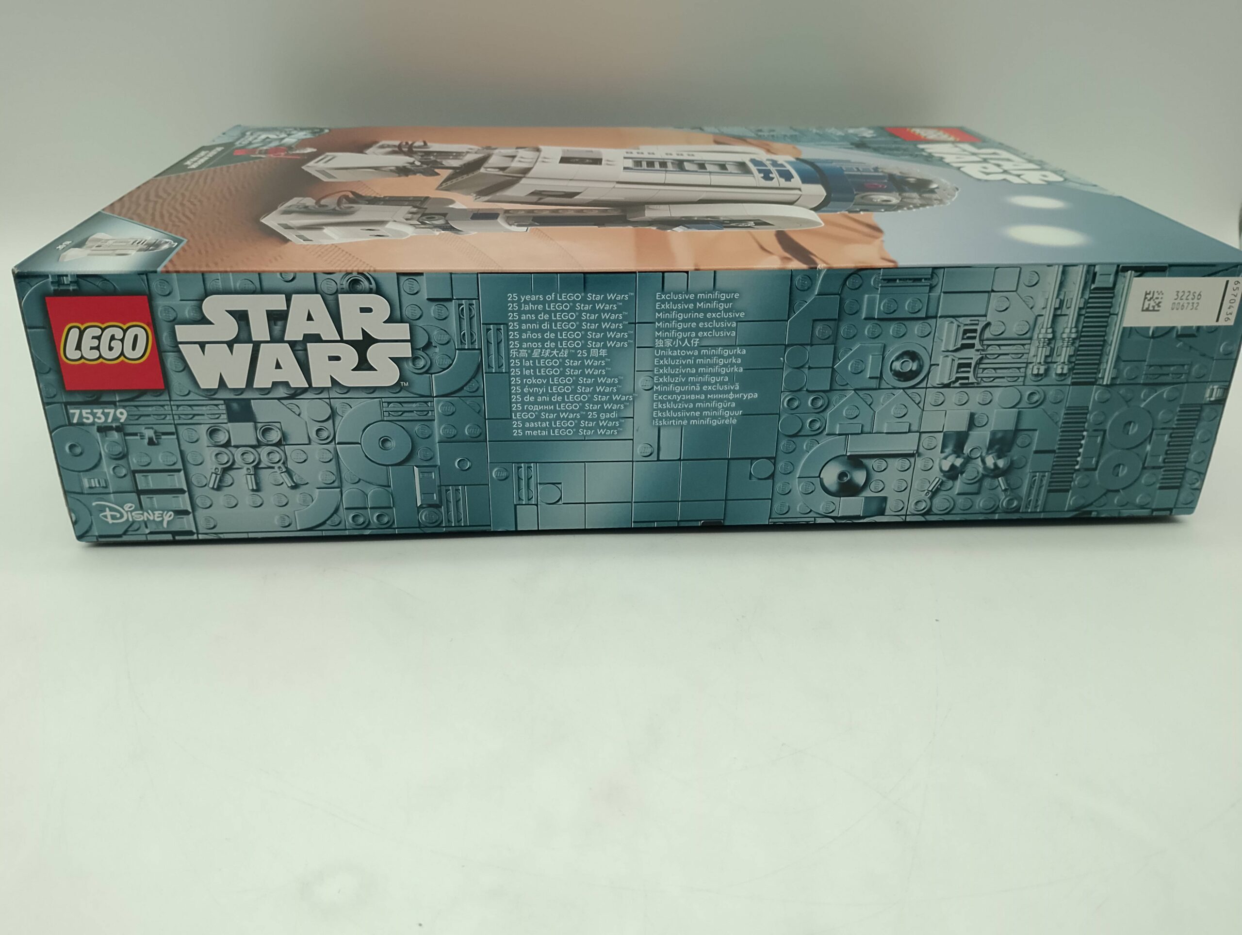 LEGO Star Wars 75379 R2-D2 – Bild 4