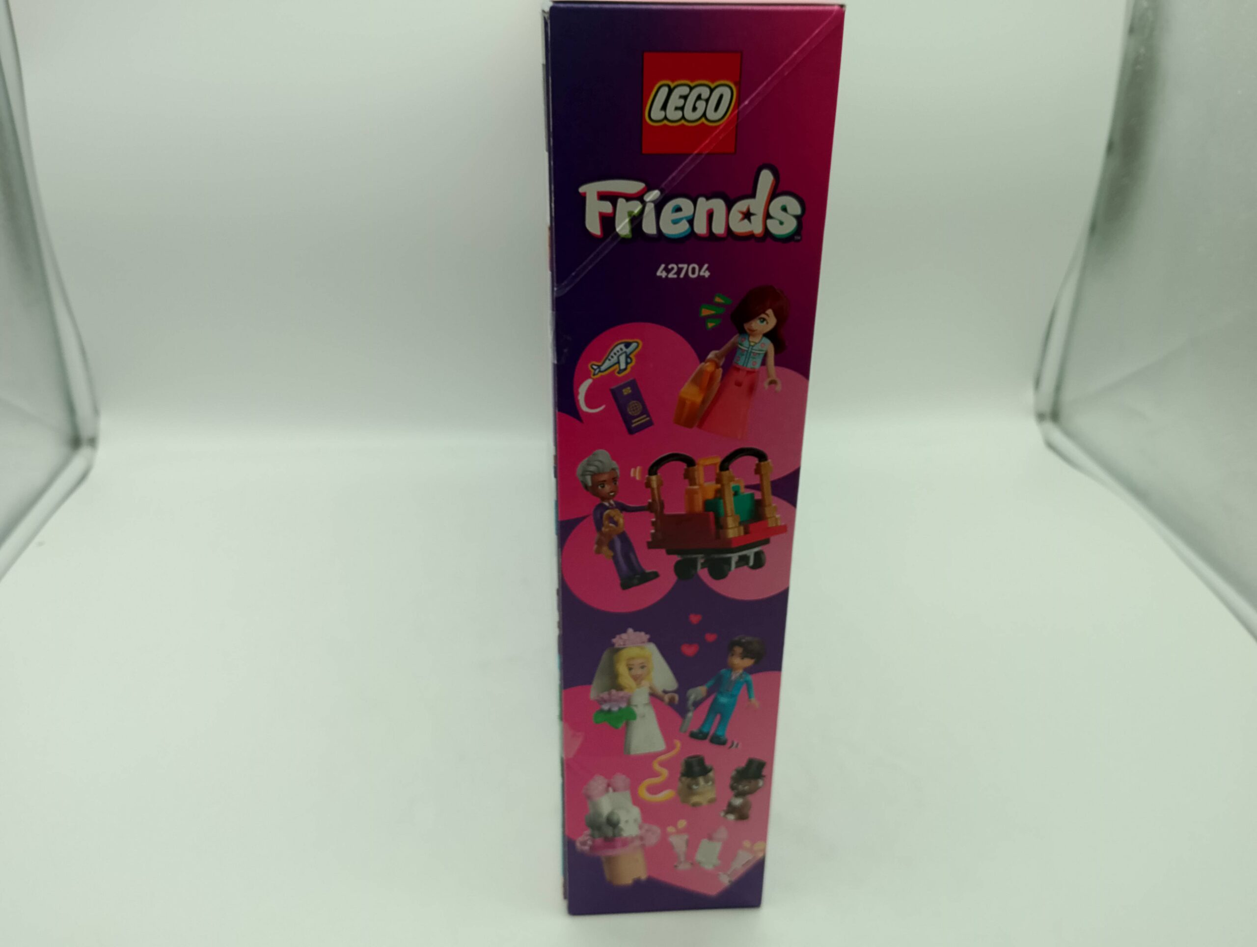 LEGO Friends 42704 Das Grandholten von Heartlake City – Bild 4