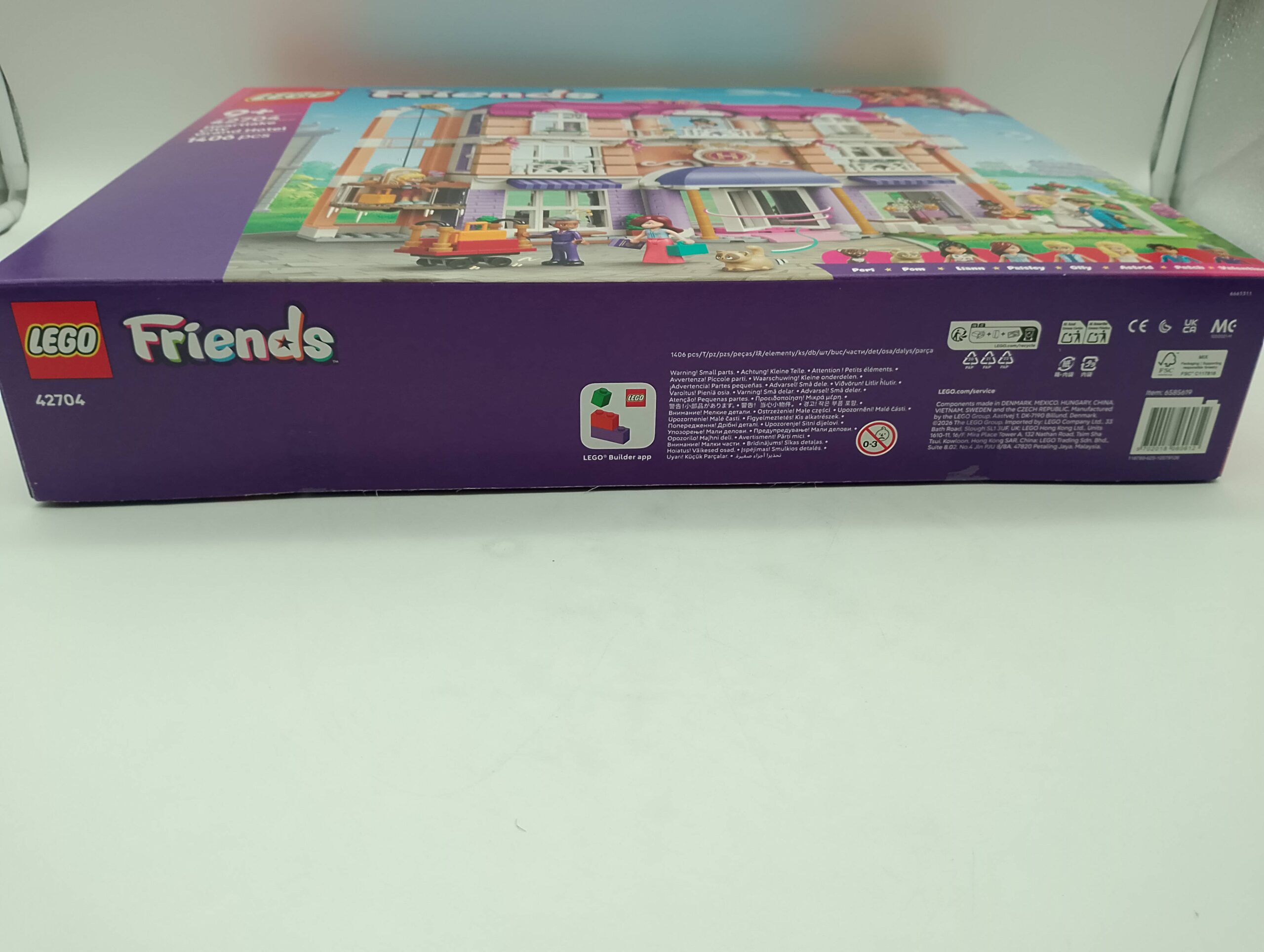 LEGO Friends 42704 Das Grandholten von Heartlake City – Bild 8