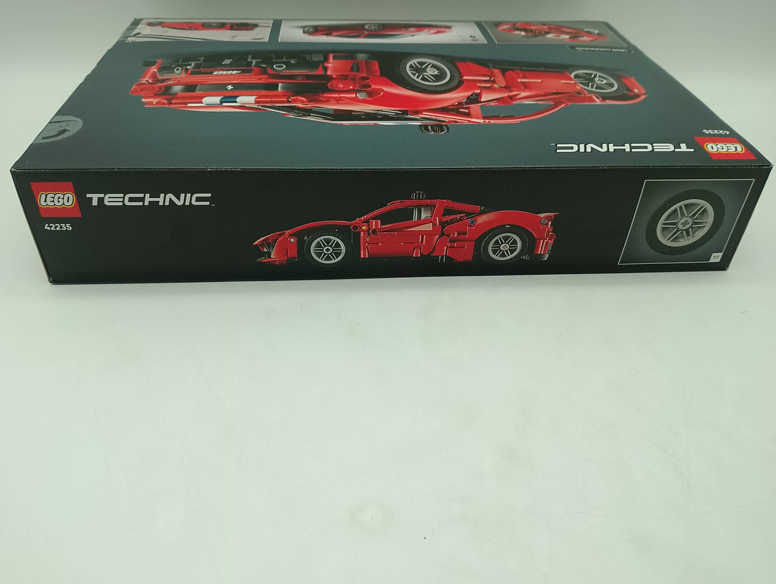 LEGO Technic 42235 Ferrari 488 PISTA Auto – Bild 3