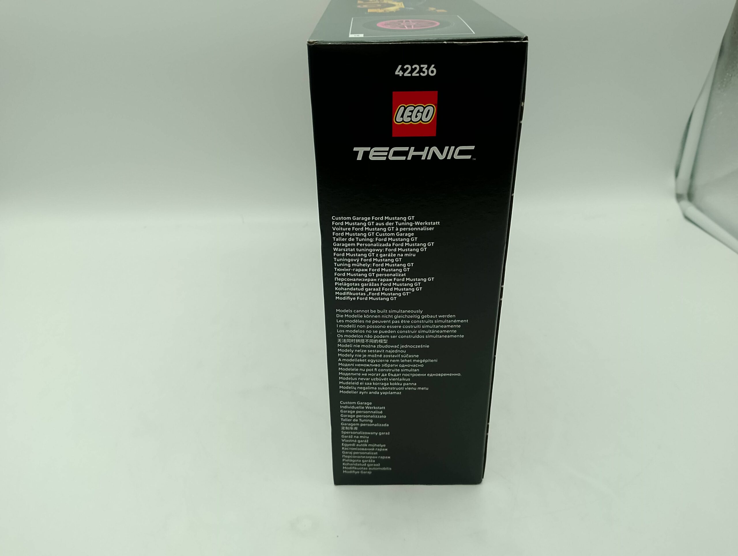 LEGO Technic 42236 Ford Mustang GT Auto aus der Tuning-Werkstatt – Bild 5