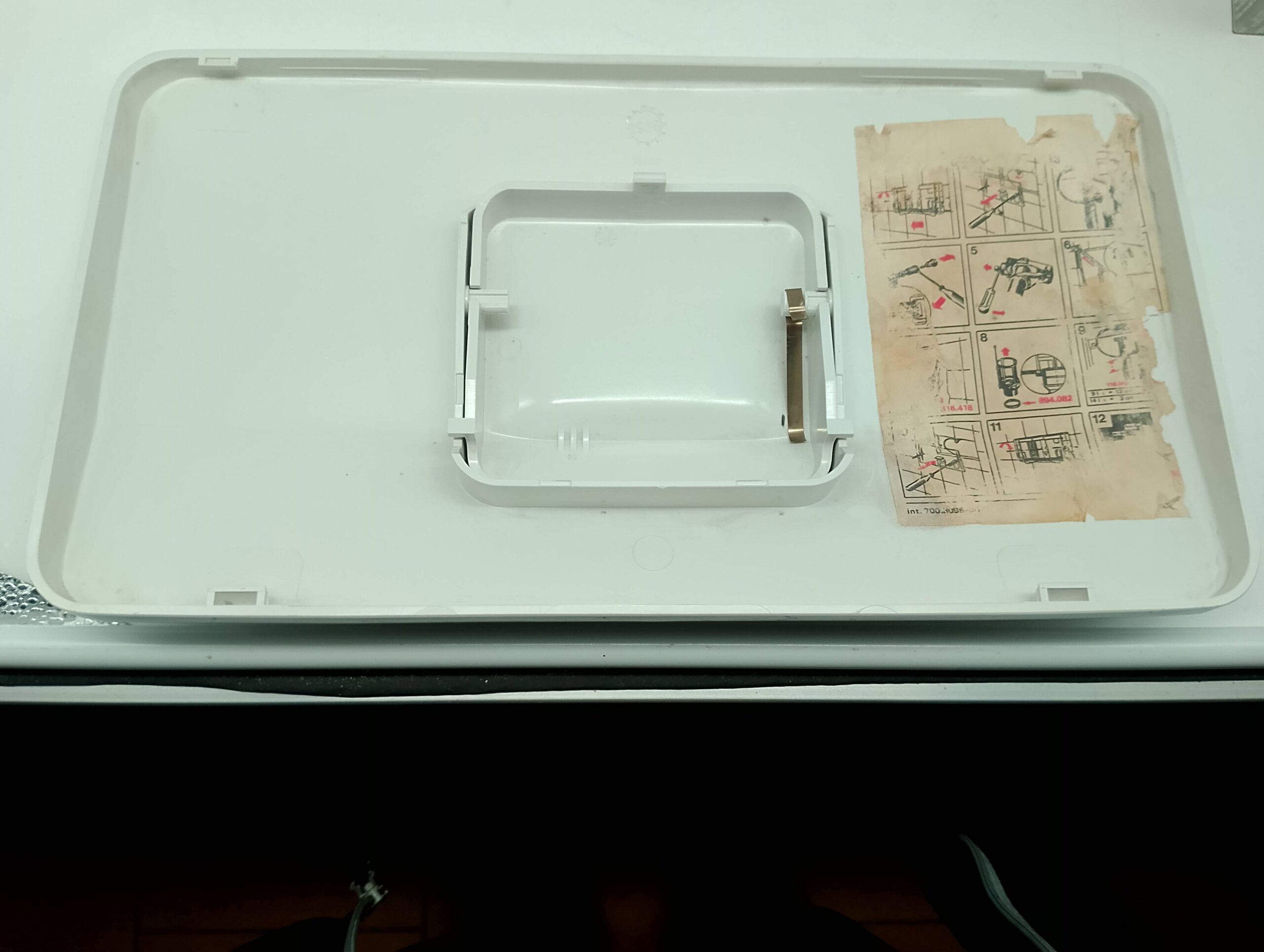 Geberit Drückerplatte weiß 996.209.00.0.01 int. 700.3095-85 – Bild 2